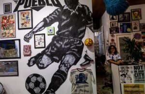 Exposição de Boyle Heights critica FIFA e lembra torcedores de futebol