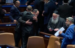 O parlamento de Israel é dissolvido antes das eleições de 27 de outubro