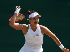 Iva Jovic persegue Jessica Pegula em Wimbledon