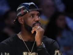 LeBron James escolheu o Philadelphia 76ers para assinar um contrato de dois anos