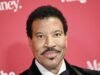 Lionel Richie ‘se sai bem’ depois de uma pausa nas turnês devido a problemas de saúde