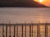 Centenas de migrantes nadam de Marrocos para Ceuta, em Espanha
