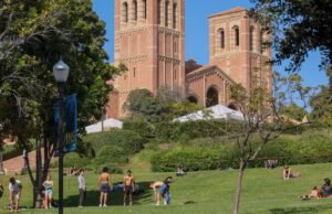 Homem da Califórnia rouba manuscritos chineses históricos da UCLA, usa nome falso e documentos bobos