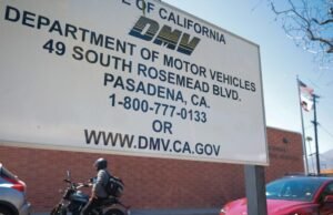 DMV suspeita de fraude, diz que 11.000 californianos devem refazer o teste escrito