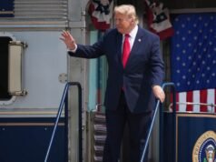 As Contas Trump foram lançadas em 4 de julho, doando US$ 1.000 para recém-nascidos. Aqui está o que você precisa saber