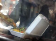 O isopor luta pela sua vida enquanto a indústria do plástico incentiva a reciclagem