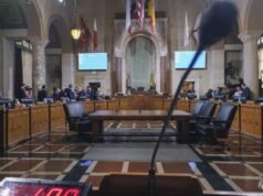 Três reuniões da Câmara Municipal por semana são demais? Os eleitores de LA decidirão