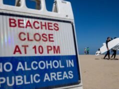 Tempos de caos e vandalismo em Newport Beach: a culpa é das postagens nas redes sociais?