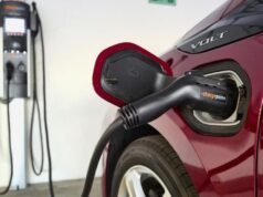 A Califórnia está revertendo os descontos de EV. Veja como conseguir um