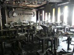 Investigadores investigam incêndio em bar de música em Bangkok que matou pelo menos 27 pessoas
