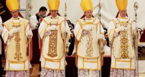O Vaticano excomungou os bispos e padres cismáticos e alertou os seus seguidores